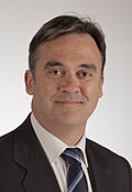 Portrait of Andrew McLachlan