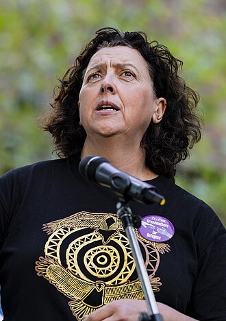 Portrait of Monique Ryan
